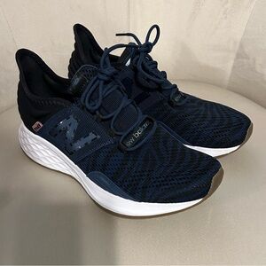 New Balance Roav - Ladies Size 9